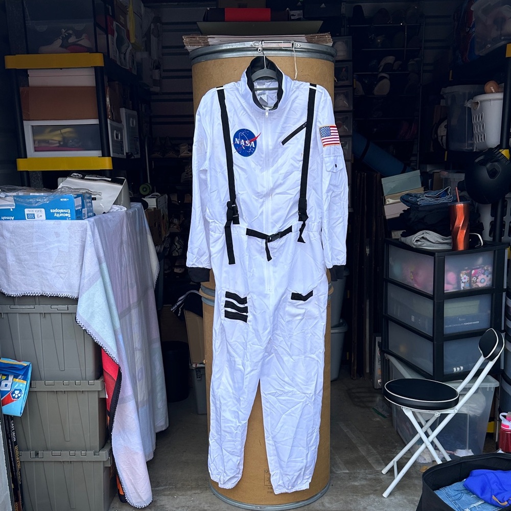 Spirit White NASA Astronaut Halloween Costume Size Medium